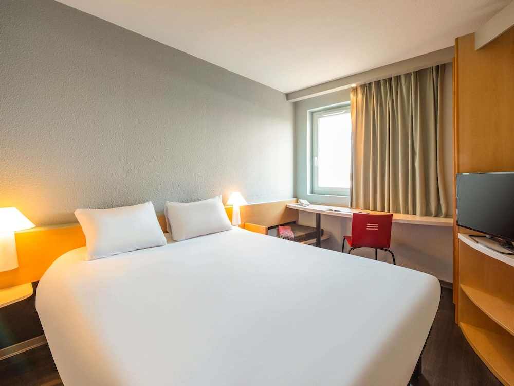 Ibis Lyon Sud Saint Rambert 8/42