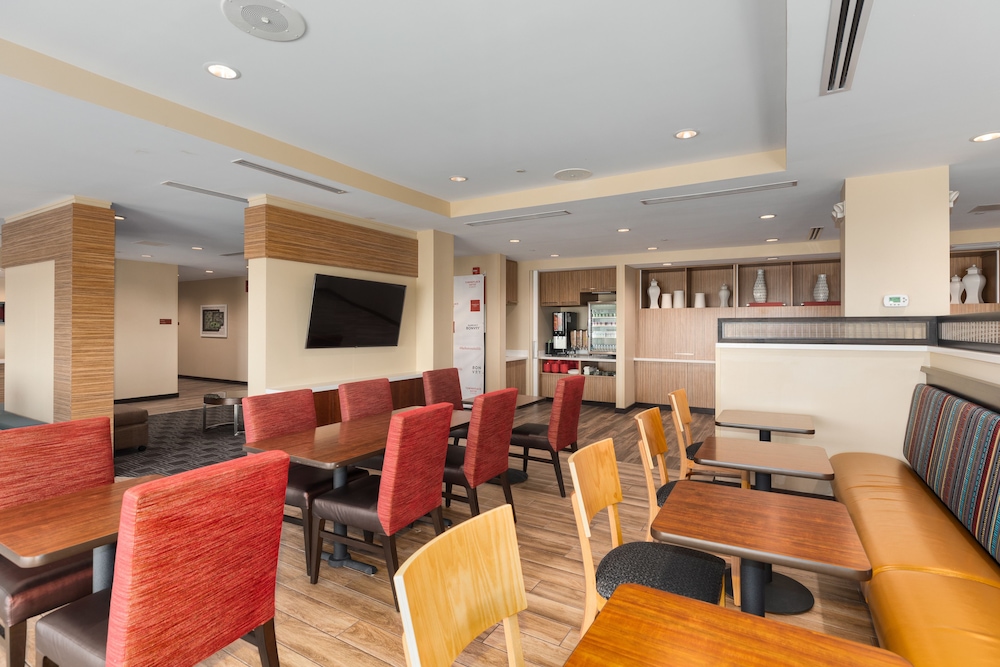 TownePlace Suites by Marriott Owensboro 35/42