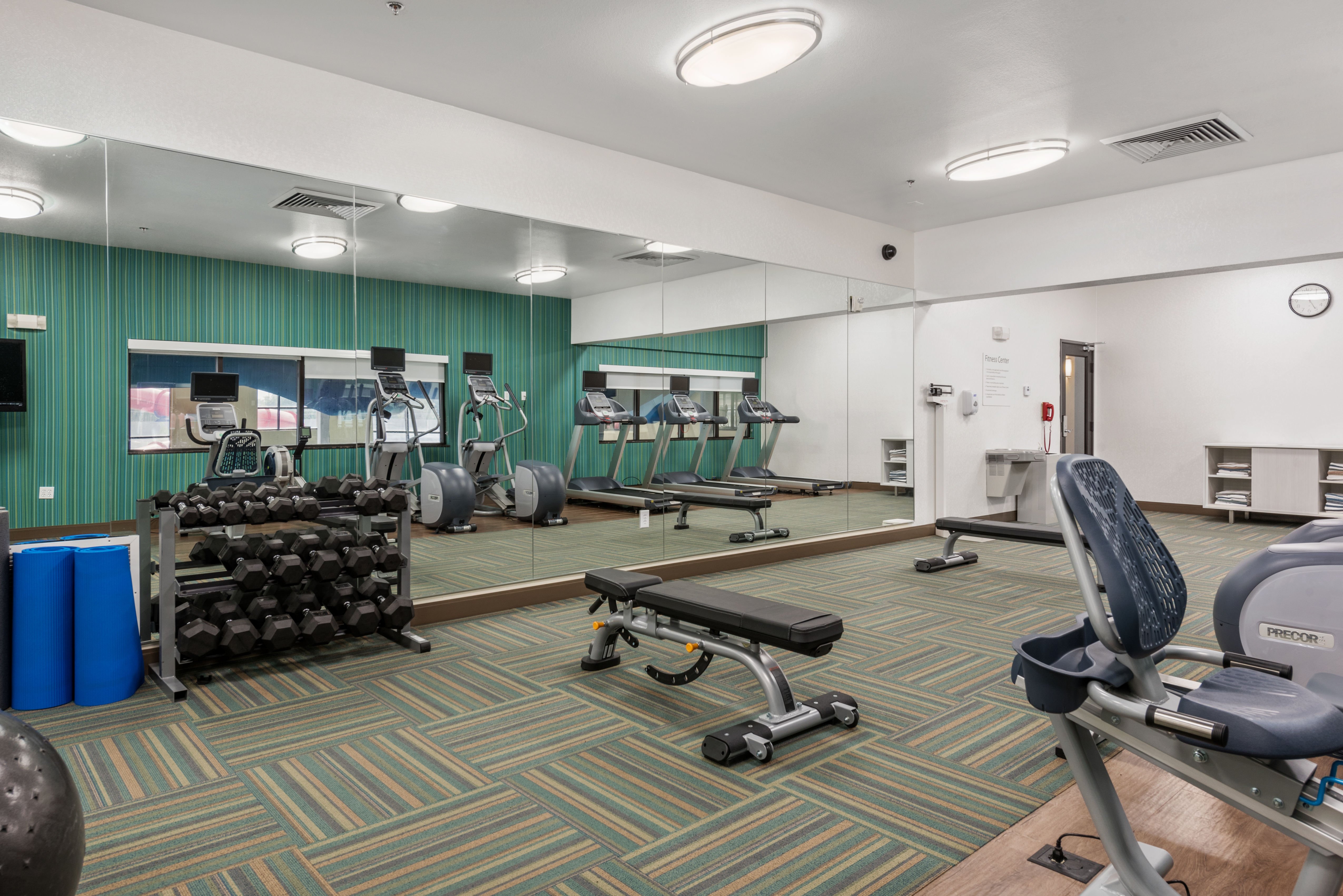 Holiday Inn Express & Suites Salt Lake City West Valley 13/28