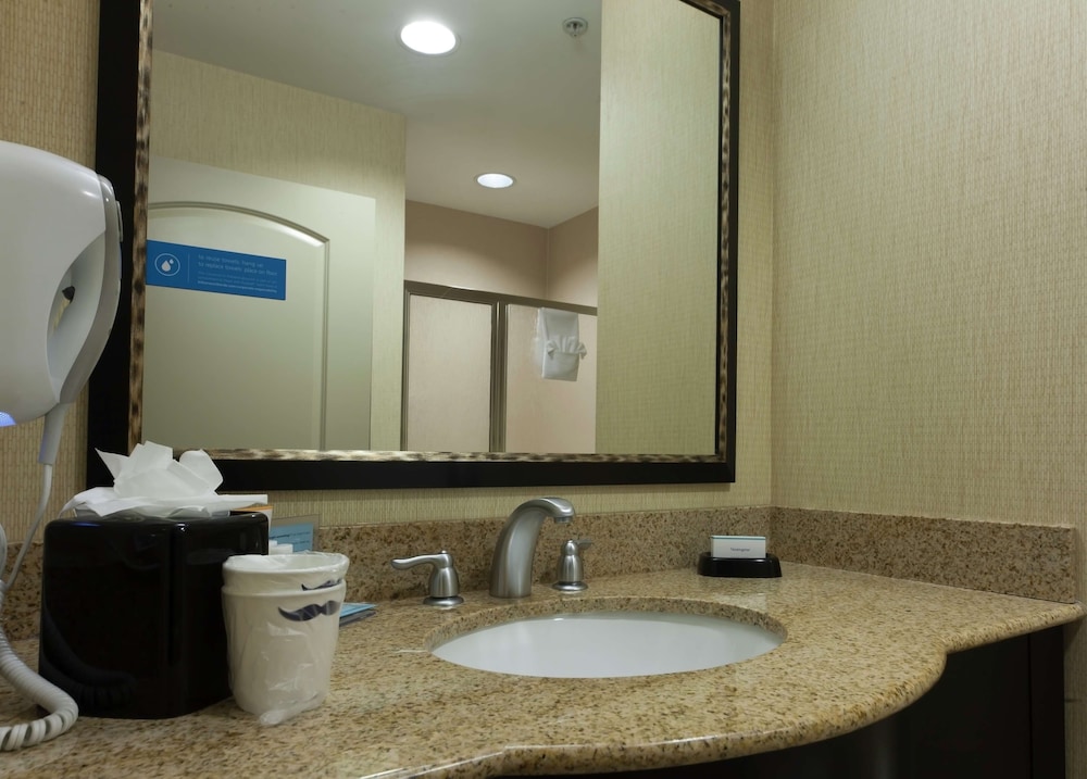 Hampton Inn North Brunswick / New Brunswick 18/41
