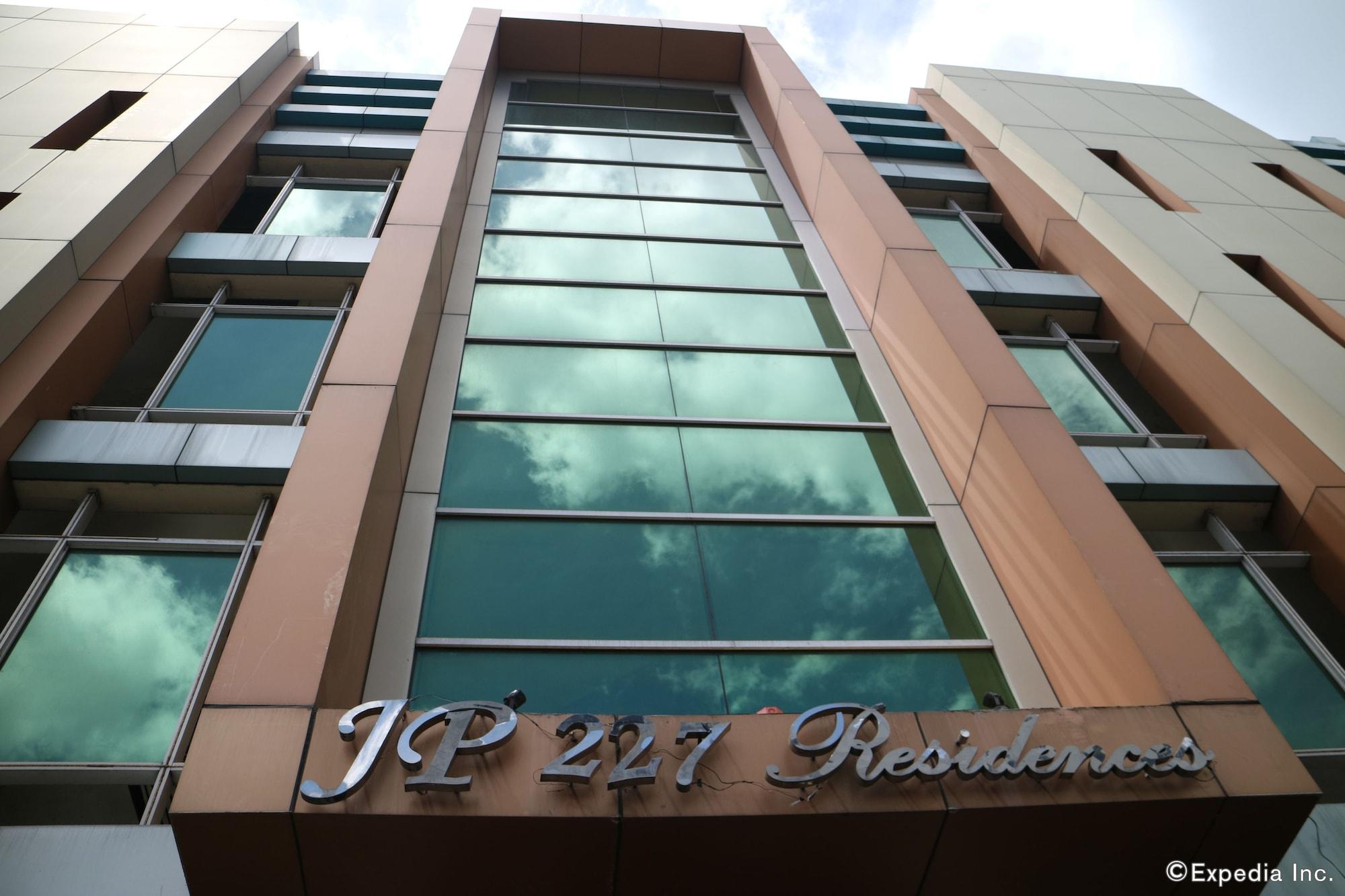 Jp 227 Residences 2/27