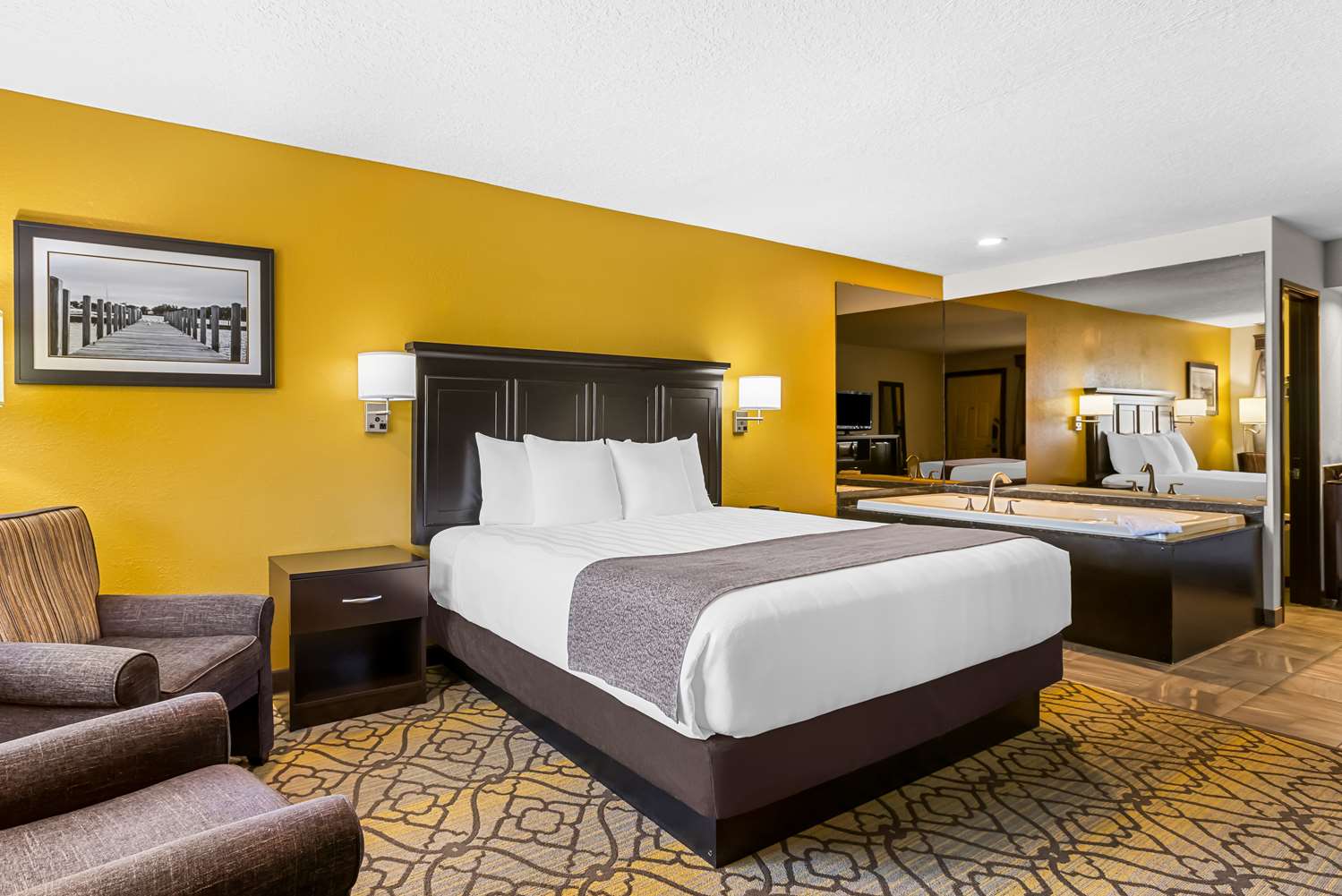 Spa, King Bed, Jetted Tub