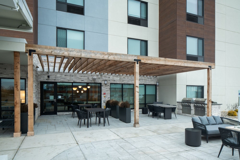 TownePlace Suites by Marriott Sidney 2/21