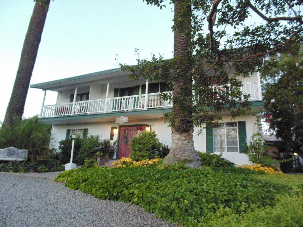 Plantation Bed & Breakfast 1/50