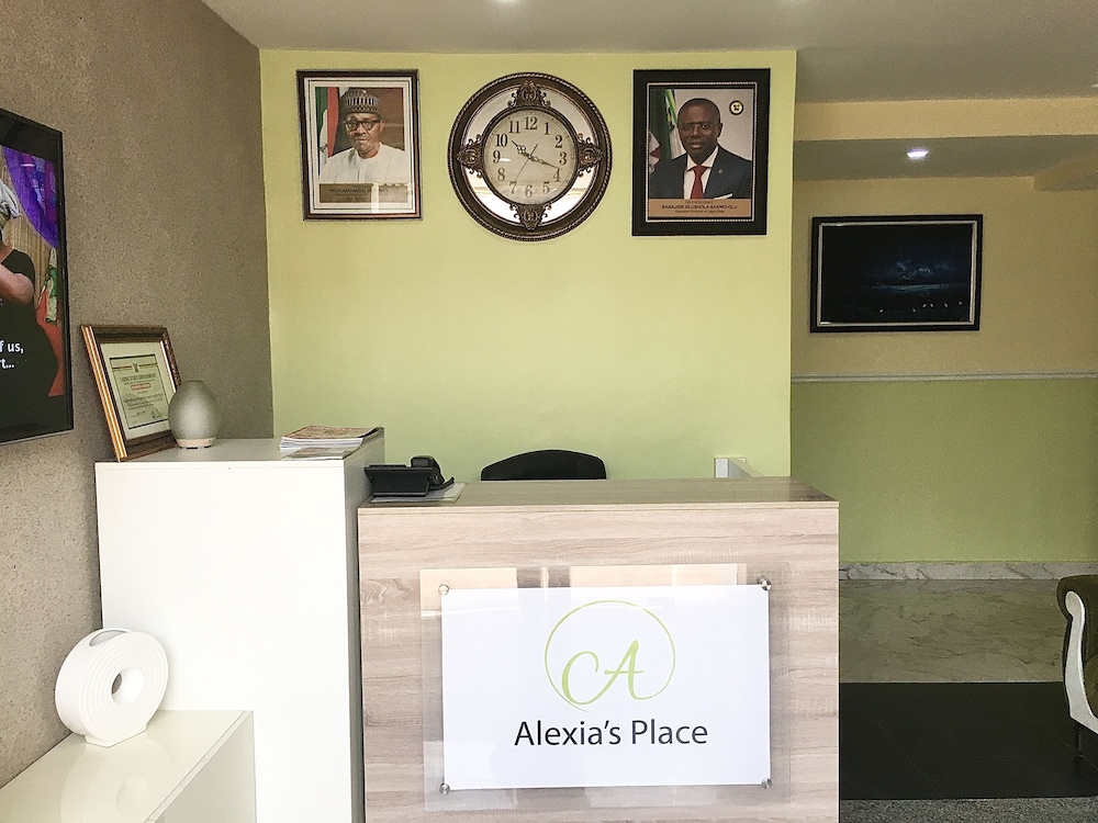 Alexia's Place Hotel 3/27