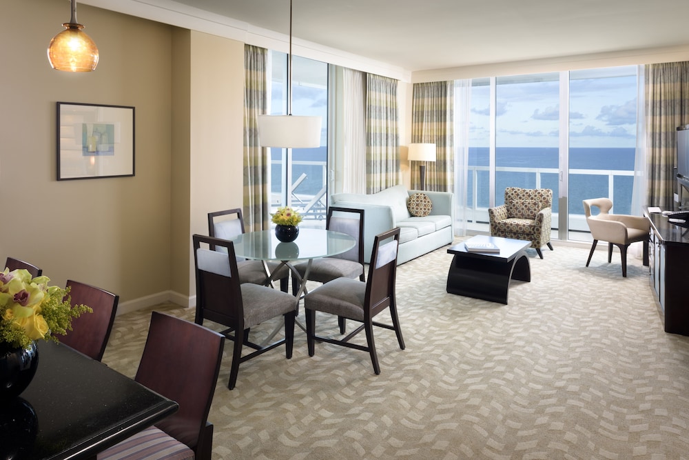 Fontainebleau Miami Beach 25/46