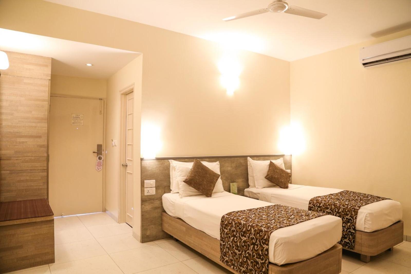 Semi Room, Deluxe, Semi Double Bed, Twin Beds