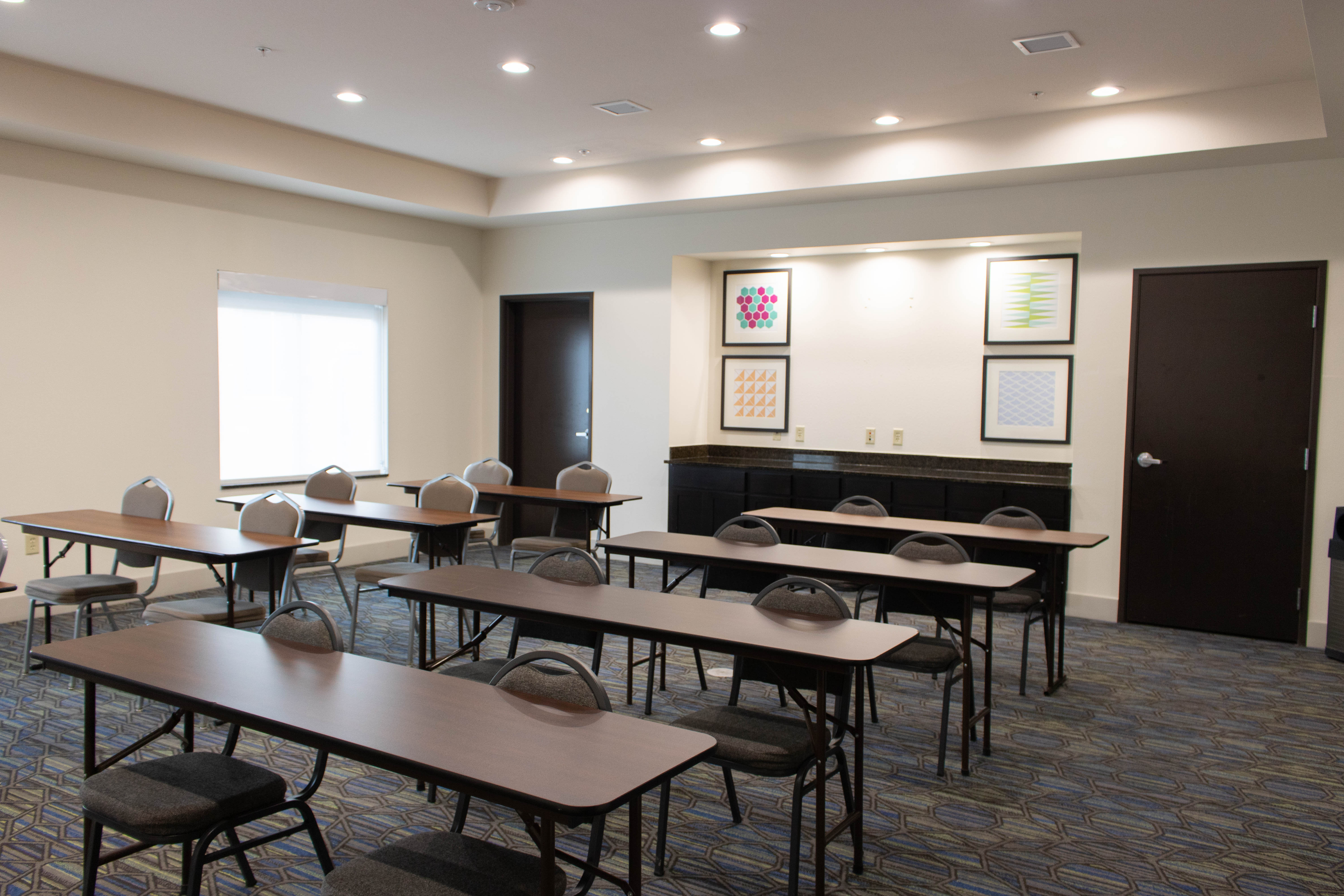 Holiday Inn Express Suites Temple Medical Center Area 32/40