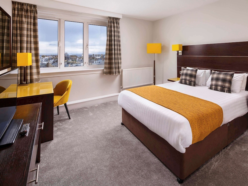 Mercure Ayr Hotel 11/49