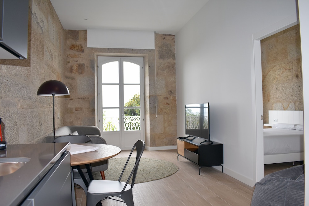 Bow Homes by Como en Casa 62/64