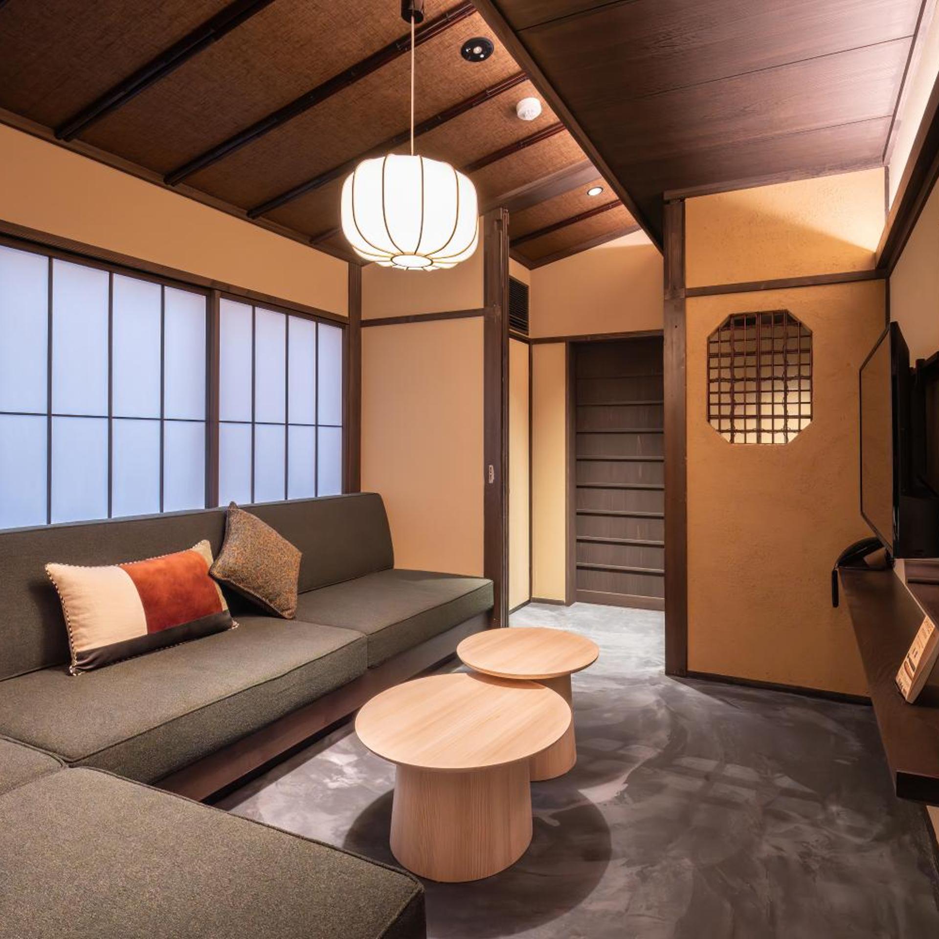 Nazuna Kyoto Higashi Honganji 37/49