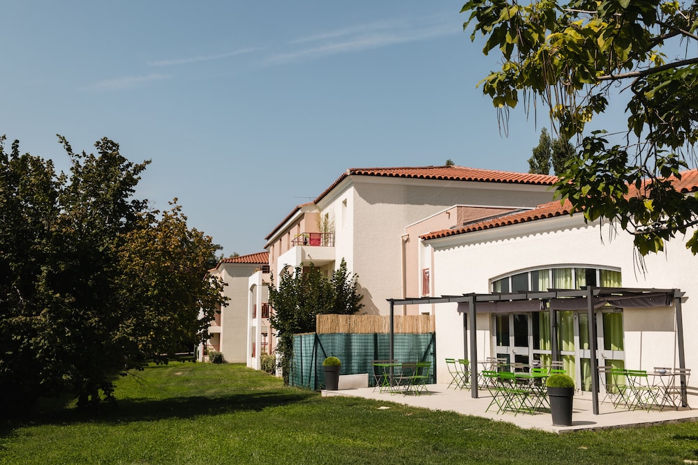 Garden City Aix En Provence Puyricard 4/61