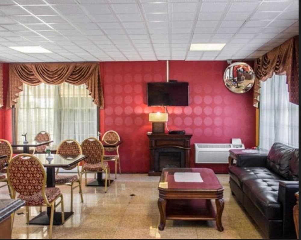 Rodeway Inn Huntington Station - Melville 31/40