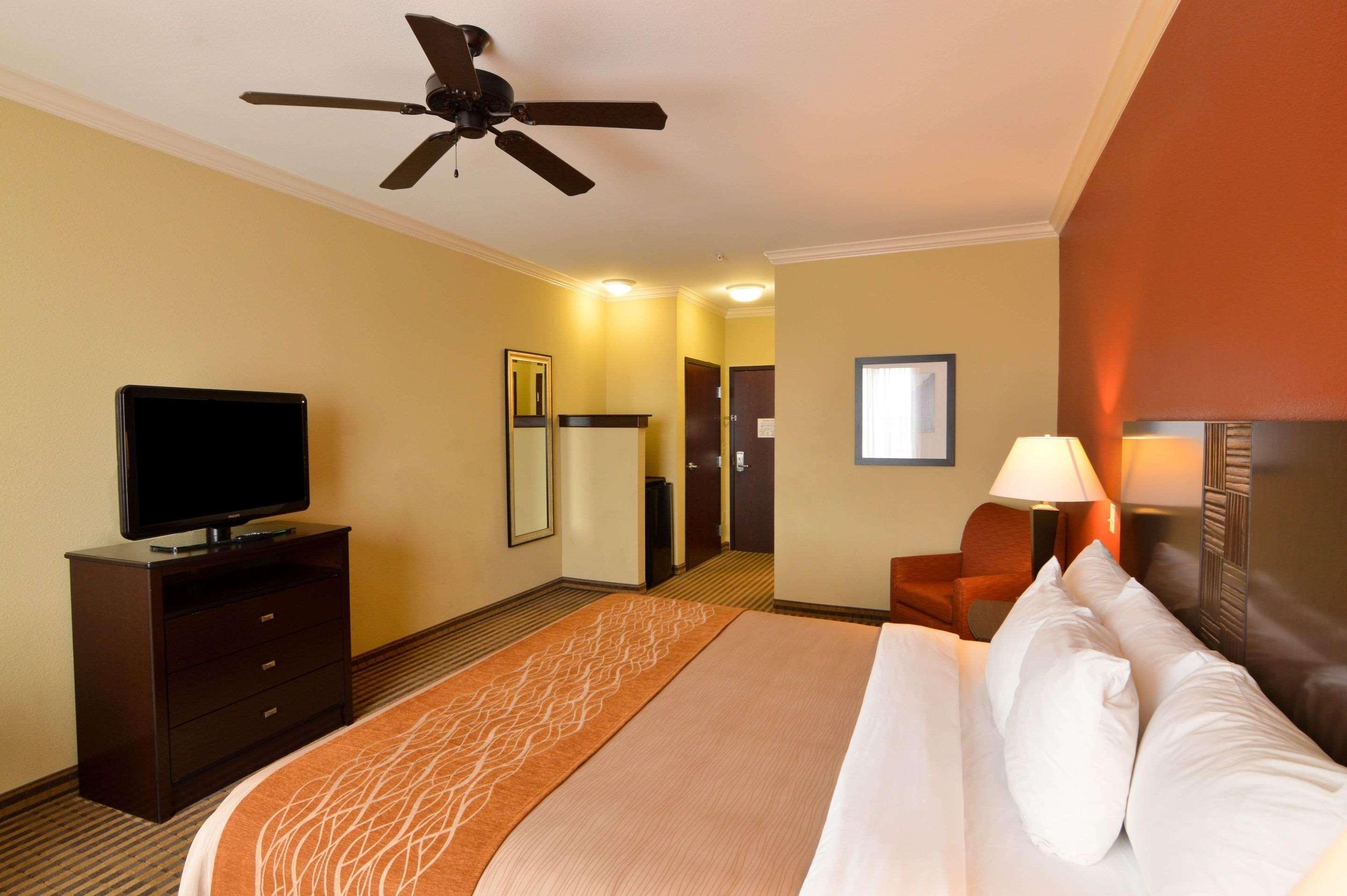 Room, Double Bed