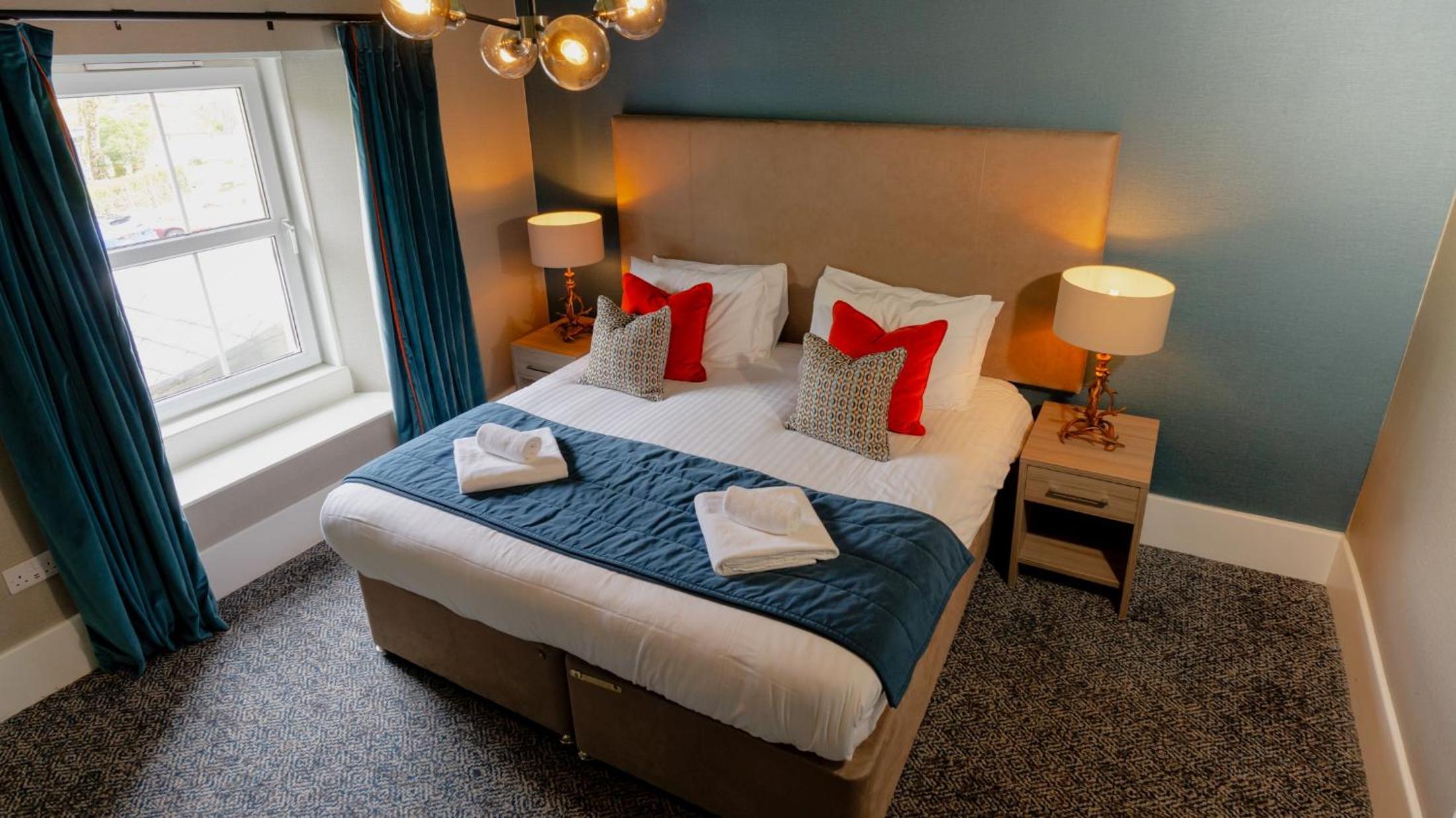 Standard, Double or Twin Bed