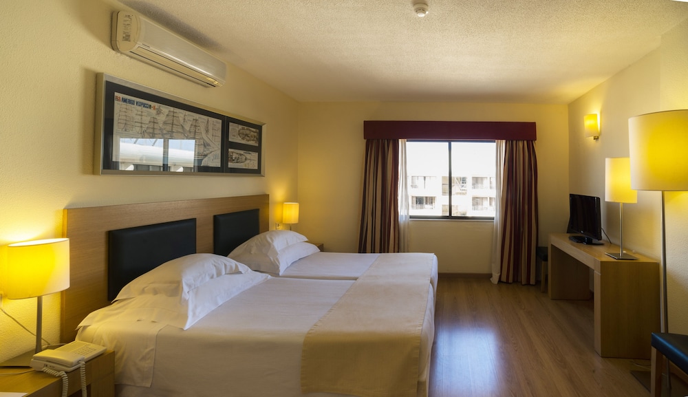Junior Suite, Queen Bed, Sofa
