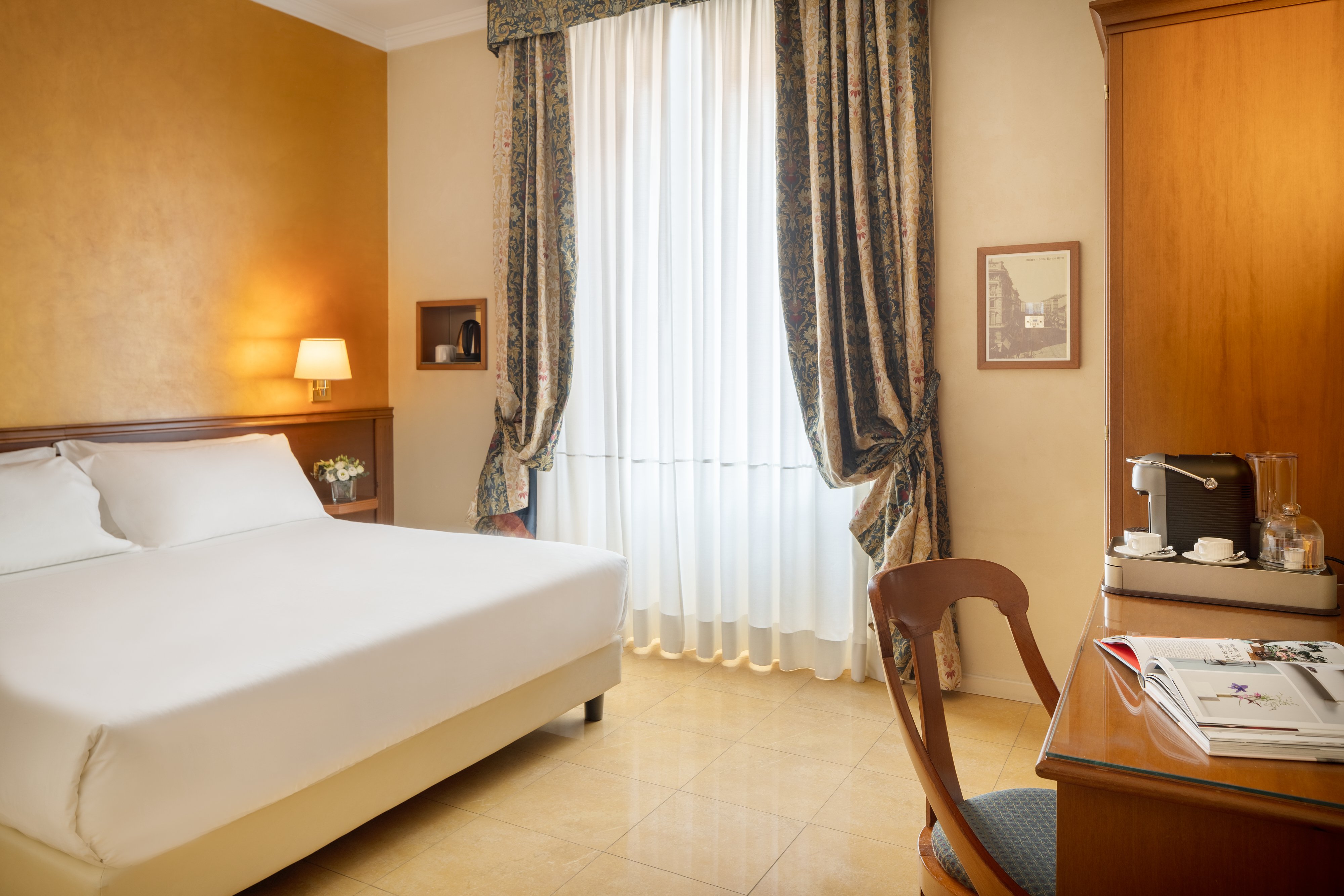 SUPERIOR, DOUBLE BED
