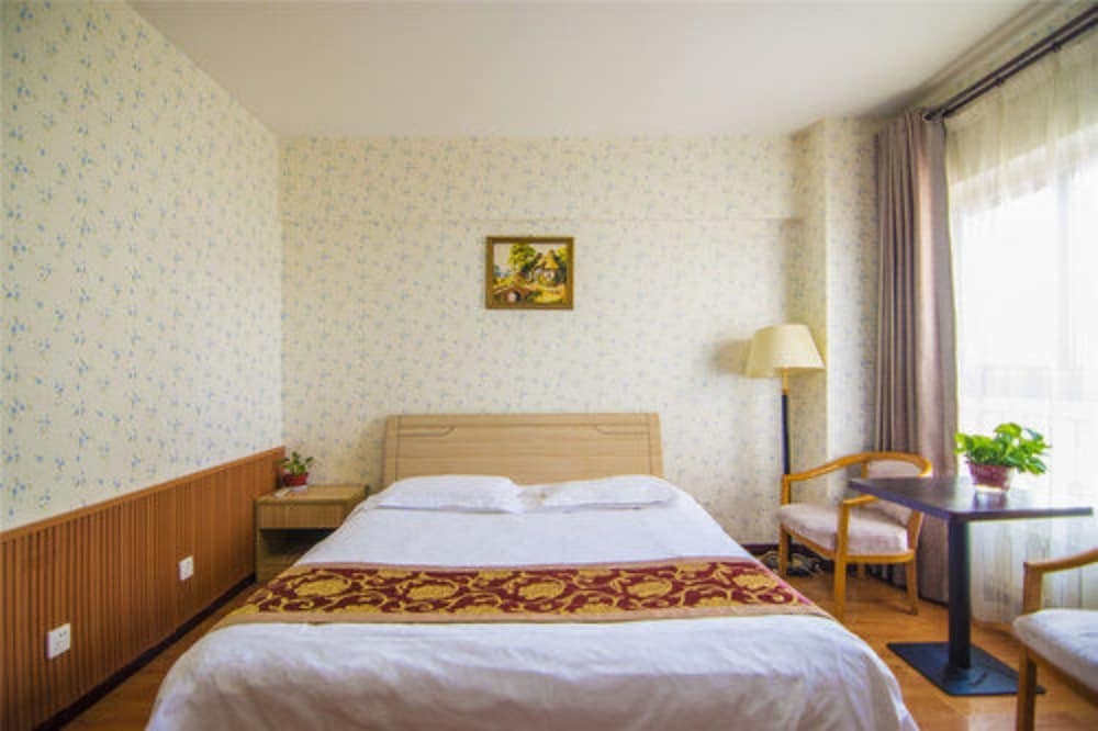Golden Tree Business Hotel 7/25