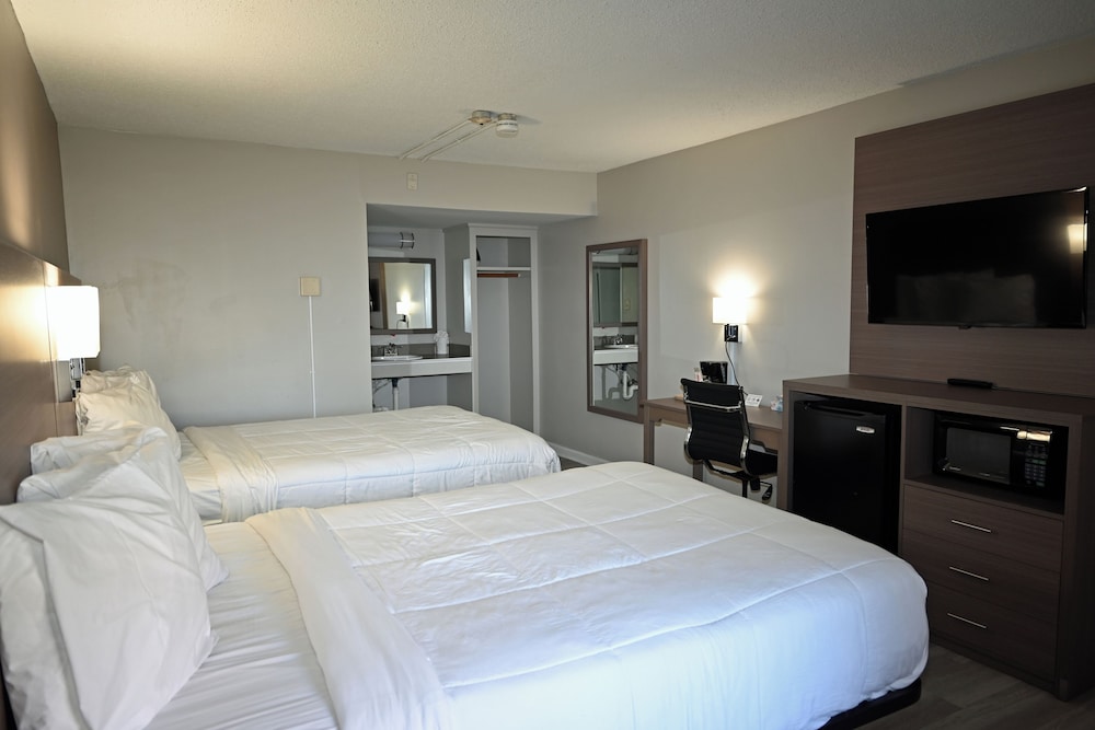 Deluxe, 2 Double Beds