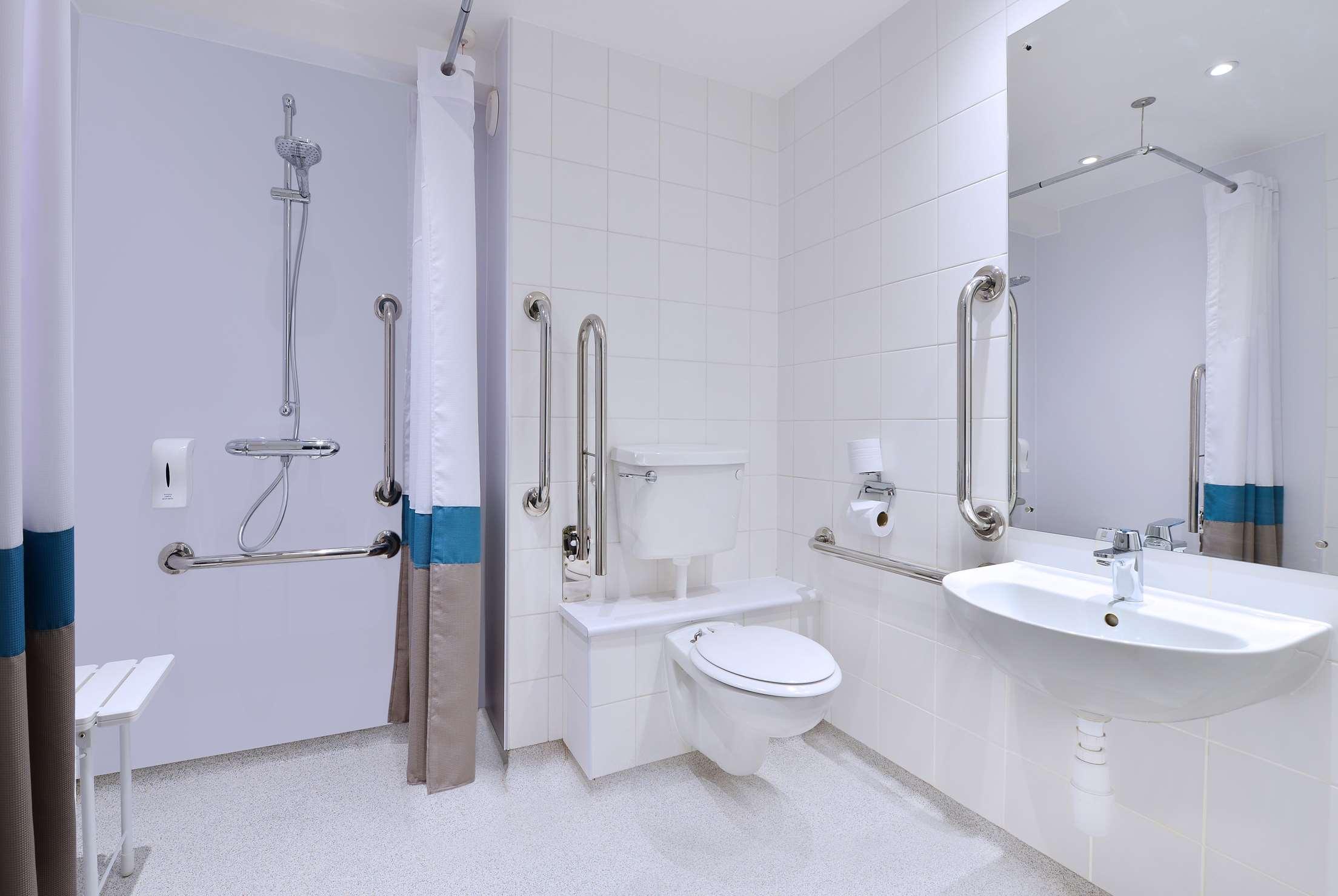 Travelodge Liverpool Central Exchange Street 22/27