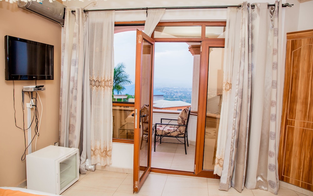 Mountain S View Hotel 34/34