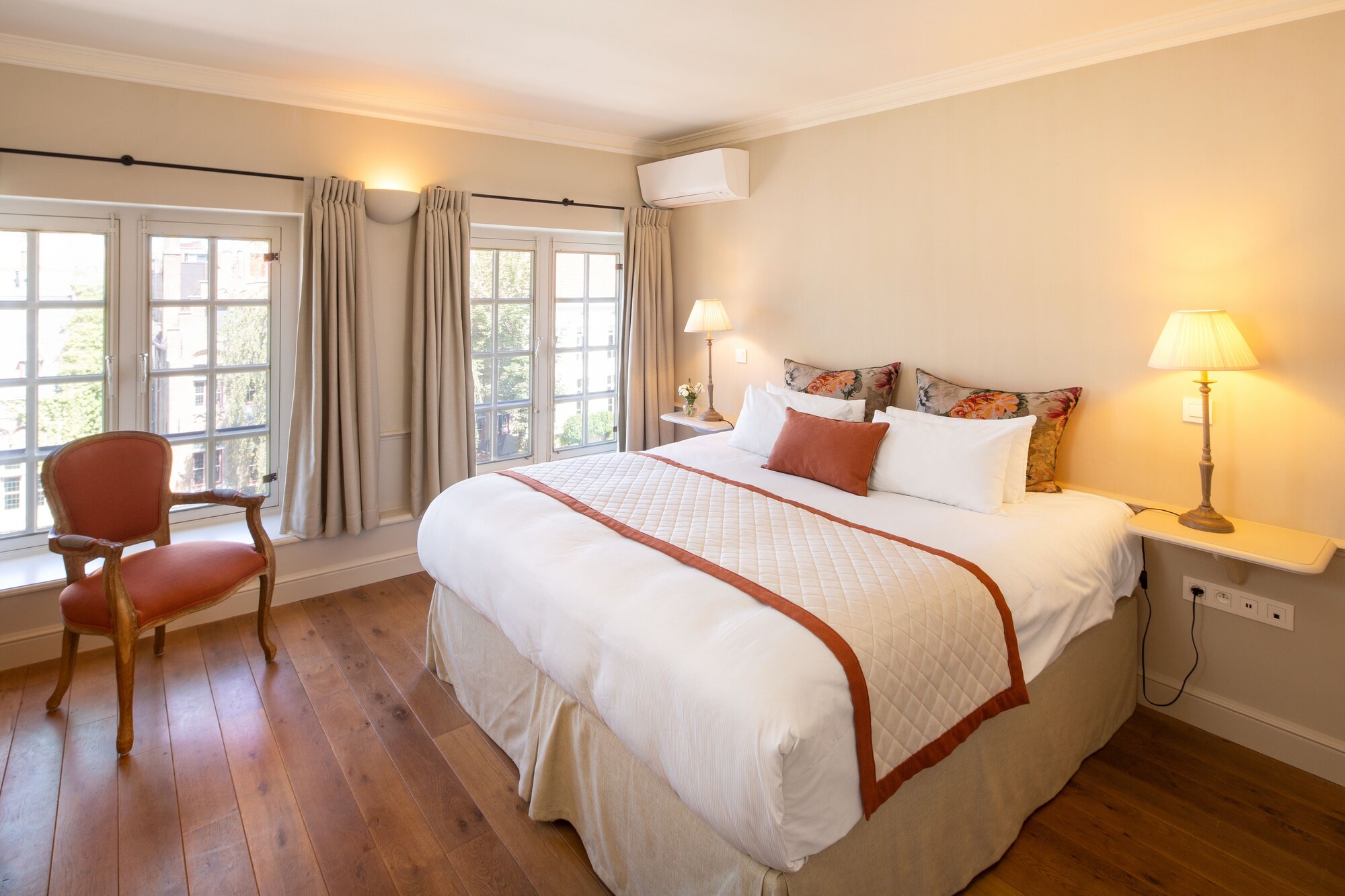 rooms