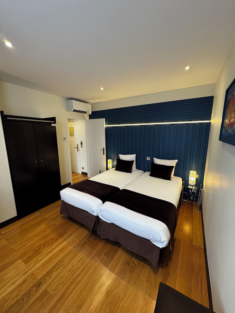 Hotel Pax Opera 14/63