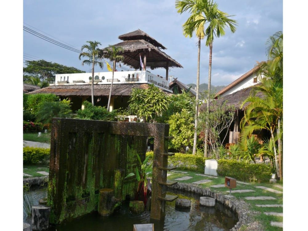 surroundings