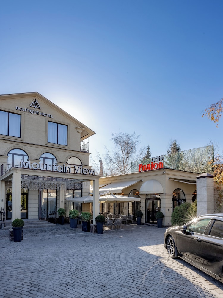 Mountain View Boutique Hotel 28/32