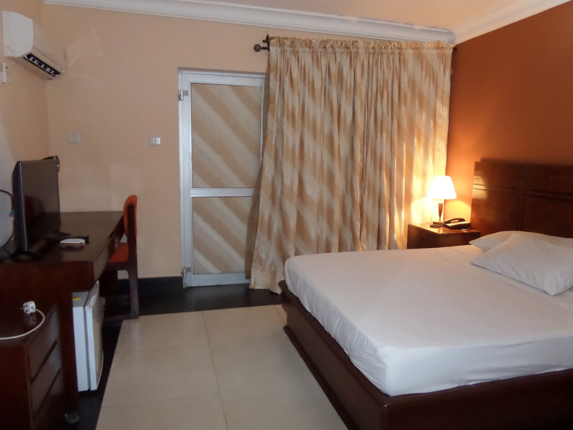 1 BEDROOM, ROYAL, SUITE