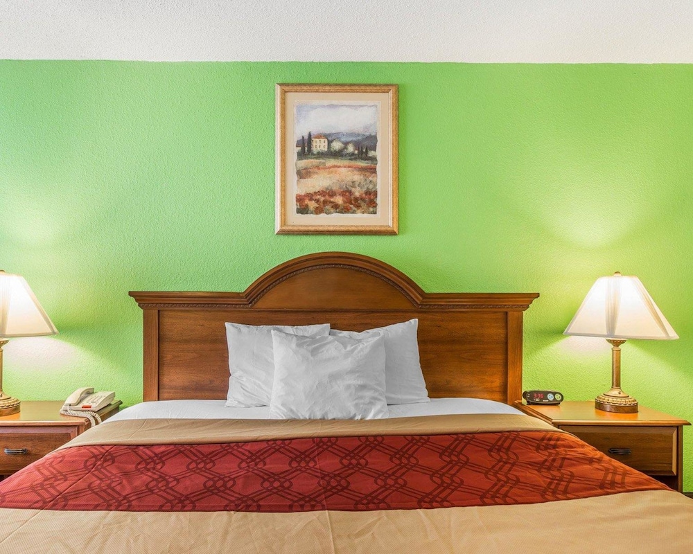 Travelers Inn Douglas By OYO US-441 26/37