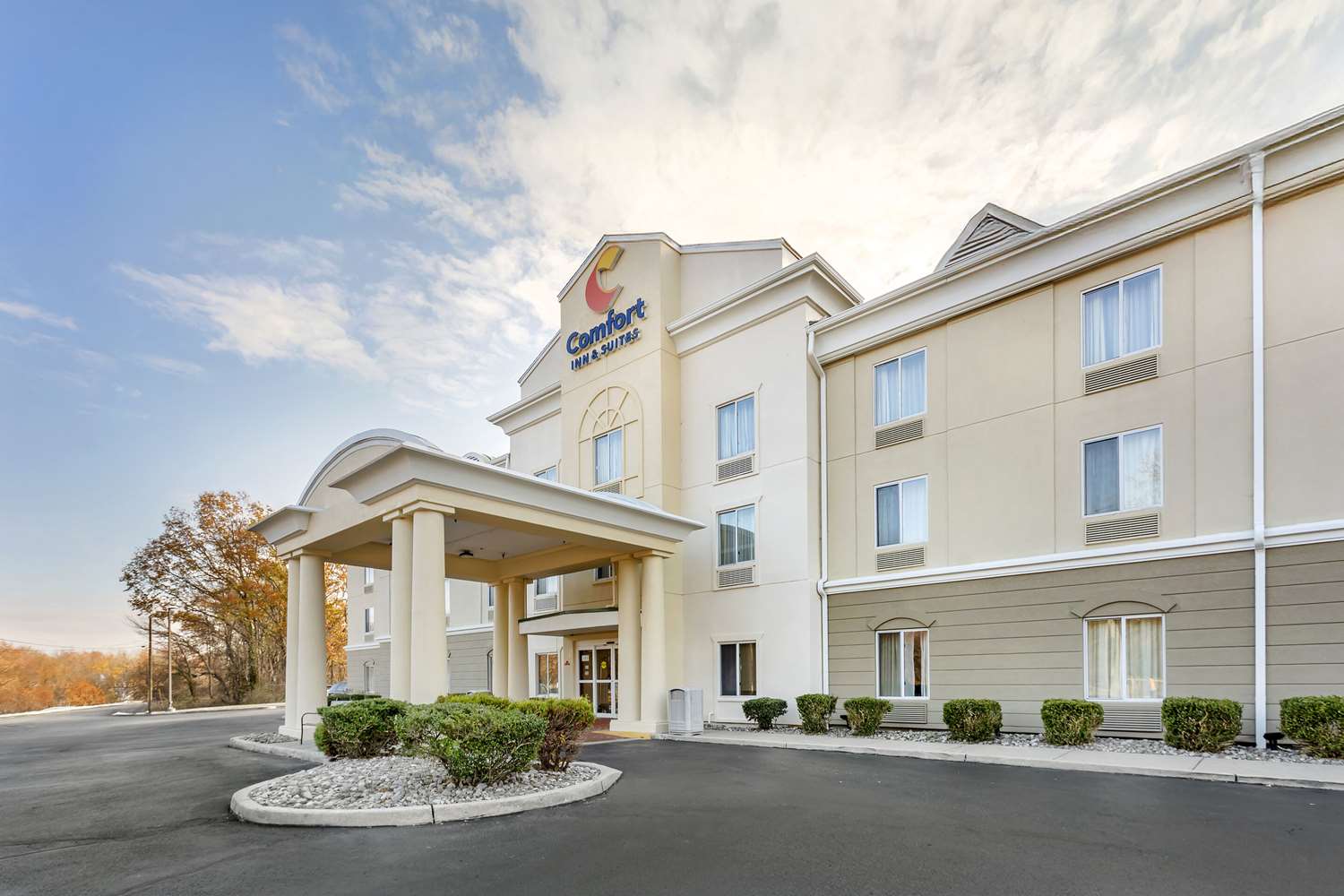 Comfort Inn & Suites Carneys Point - Pennsville 29/35