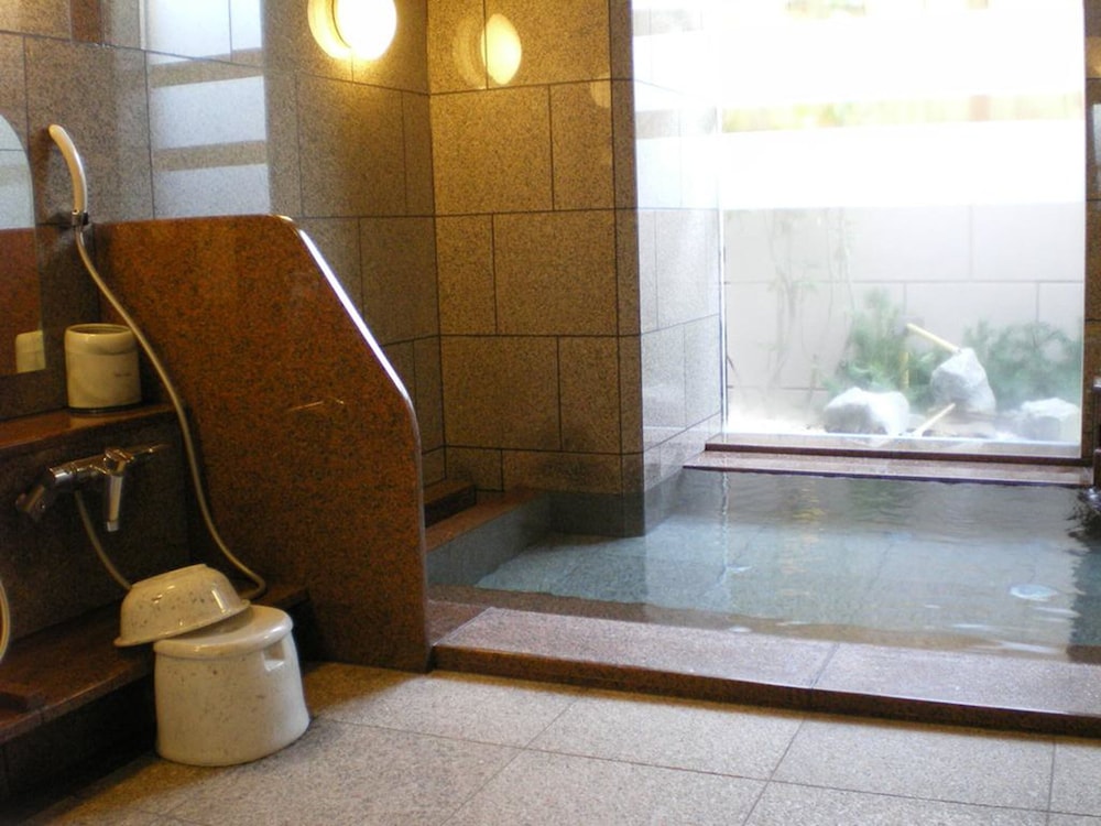 Hotel Route Inn Tomakomai Ekimae 25/40