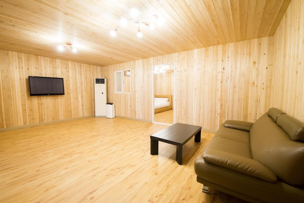 Haeden Ville 50/62