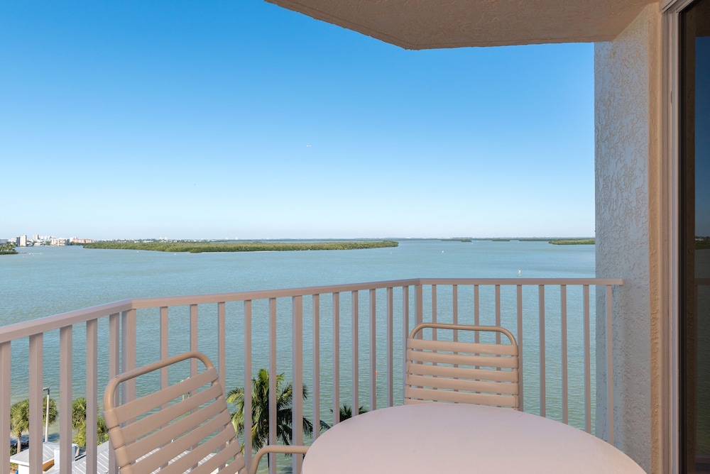 Lover's Key Resort by Check-In Vacation Rentals 36/70