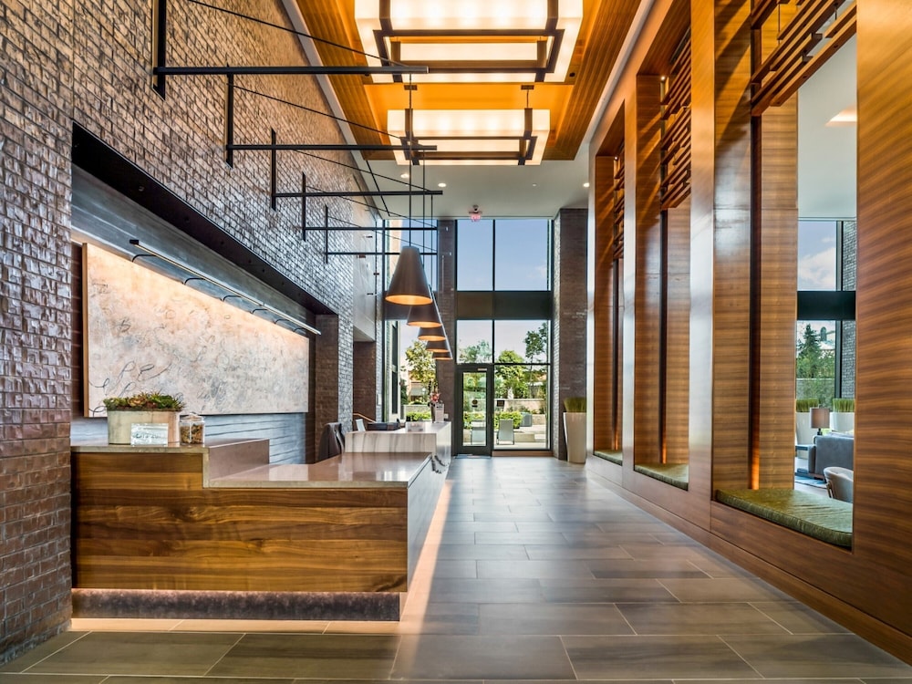 Global Luxury Suites at Reston Town Center 3/75