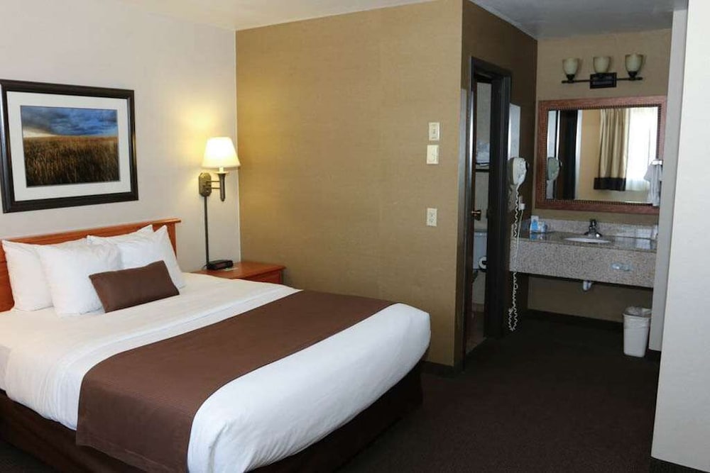 Motel6 Minot, ND 8/48