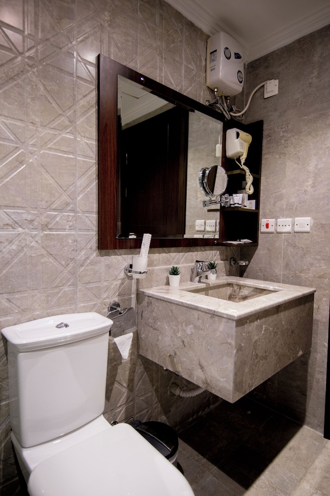 فندق لاهويا جدة(Lahoya Hotel & Suites) 27/28