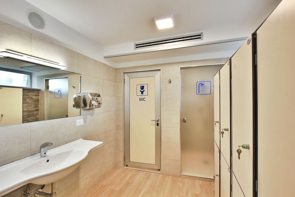 HOTEL MERIDIANUS 49/50