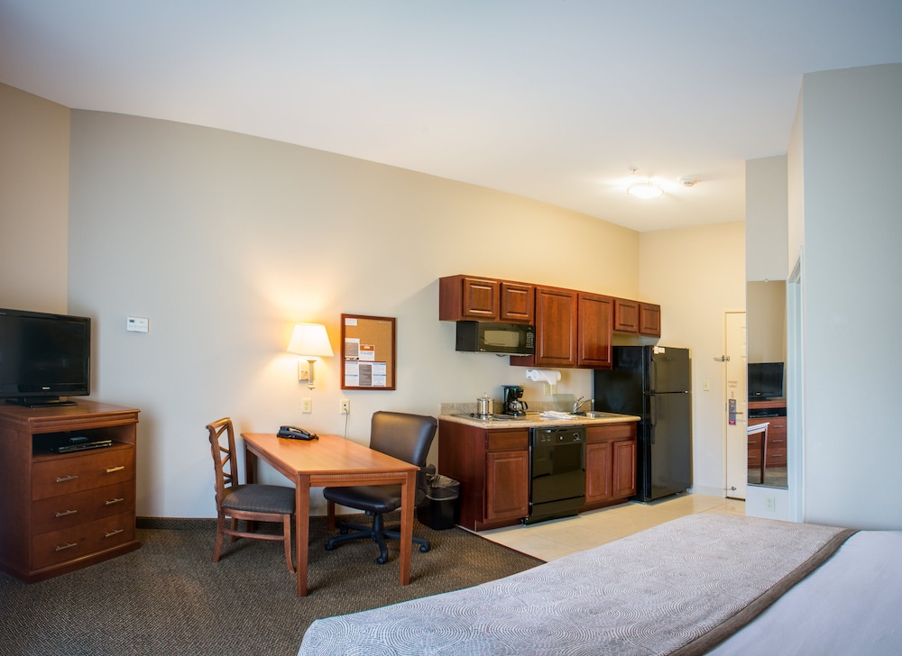 Candlewood Suites South Bend Airport, an IHG Hotel 31/48