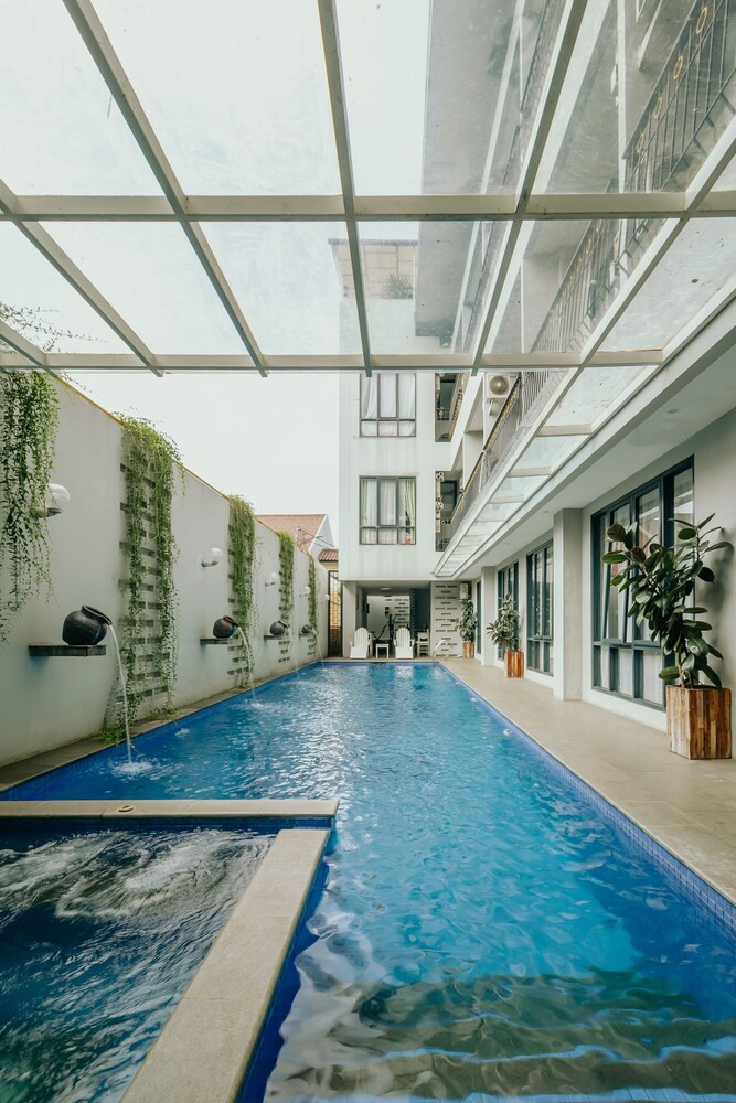 Urbanest Inn House TB Simatupang 41/72