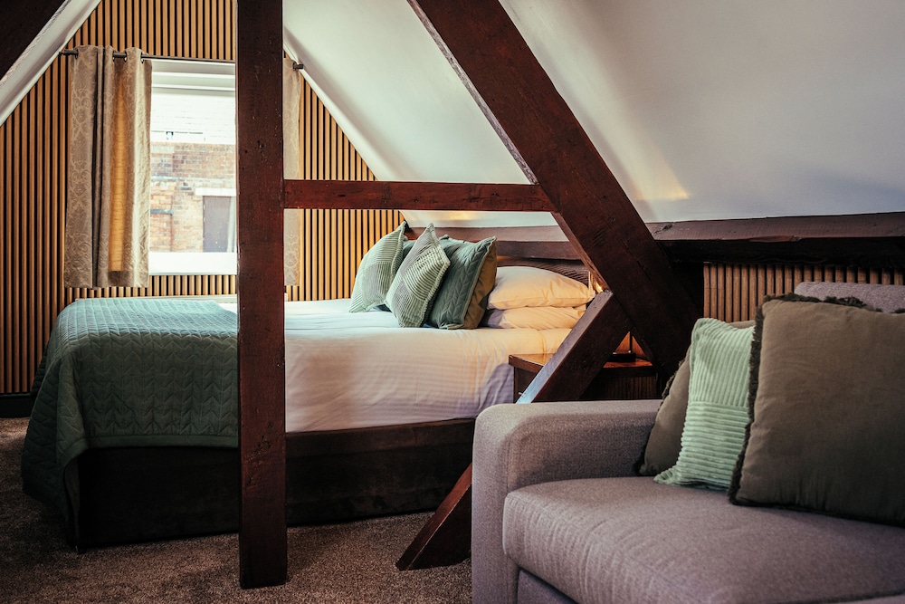 غرفة تنفيذية بسرير كوين، Duke Of Edinburgh Hotel 8/10