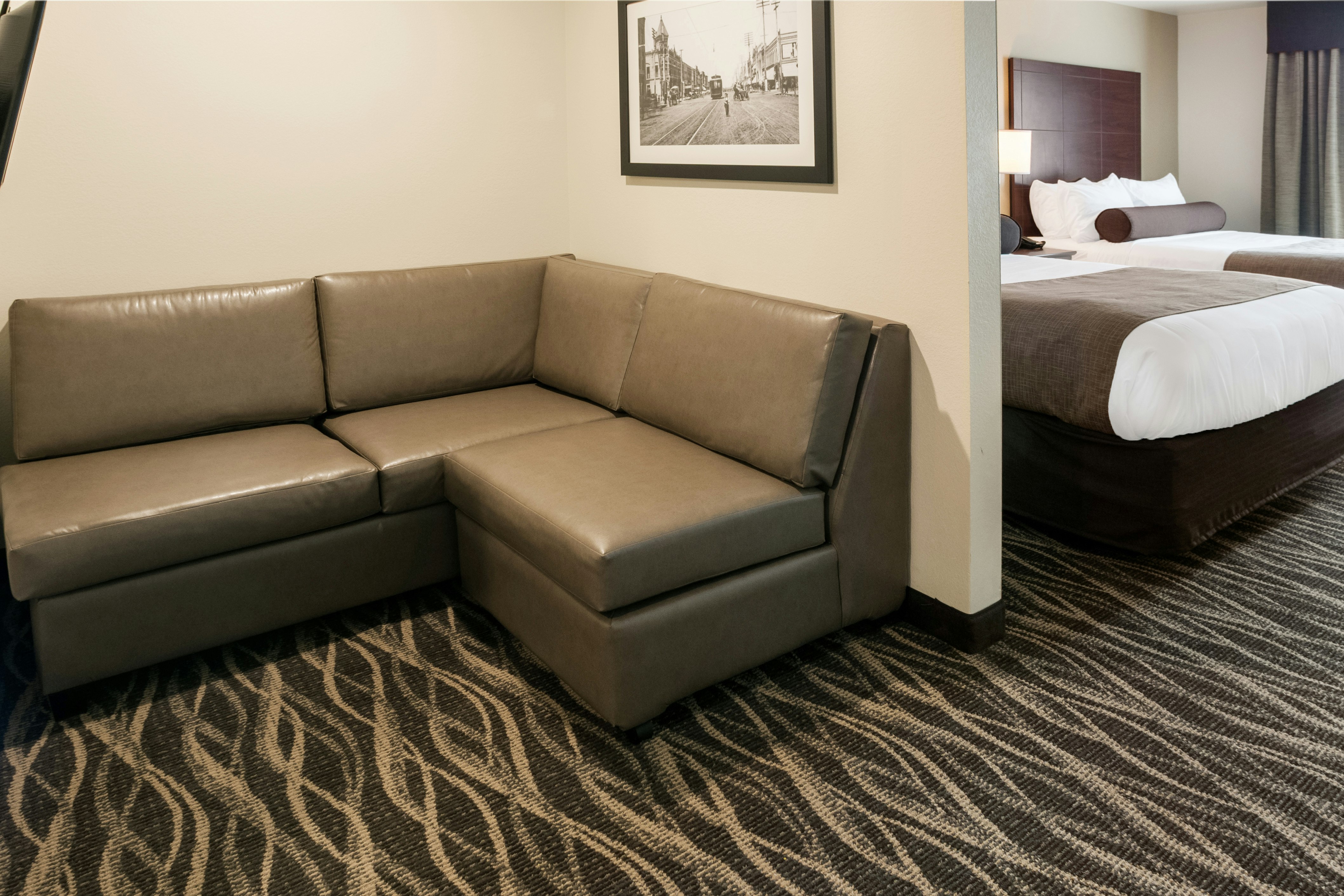 Cobblestone Hotel & Suites - Appleton International Airport 42/62