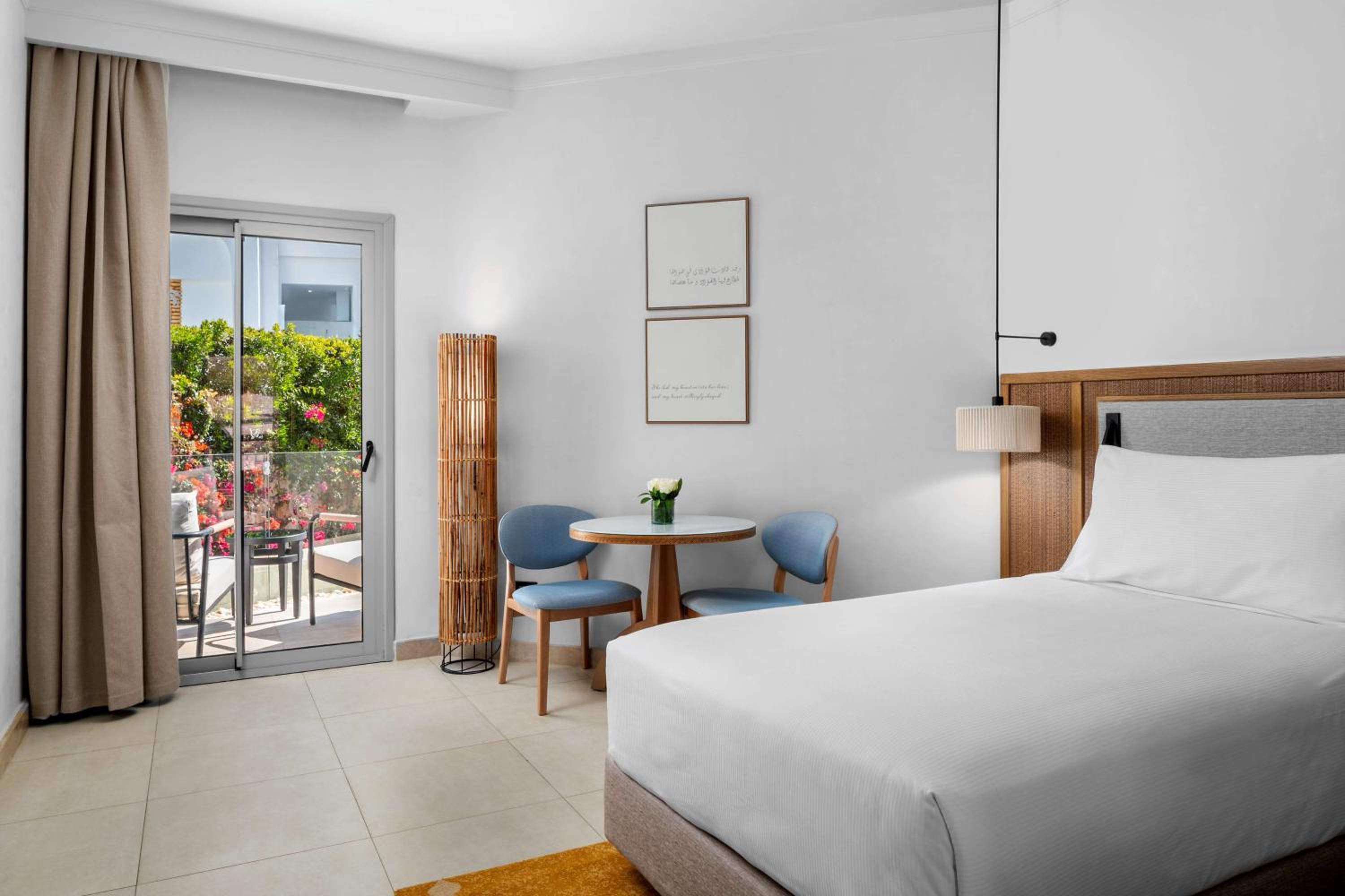 PREMIUM, TWIN BEDS, BEACH SIDE, POOL VIEW