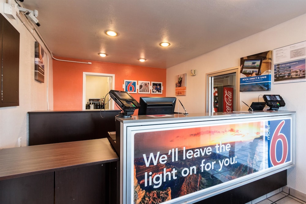 Motel6 Austin, TX - Airport - South 23/58