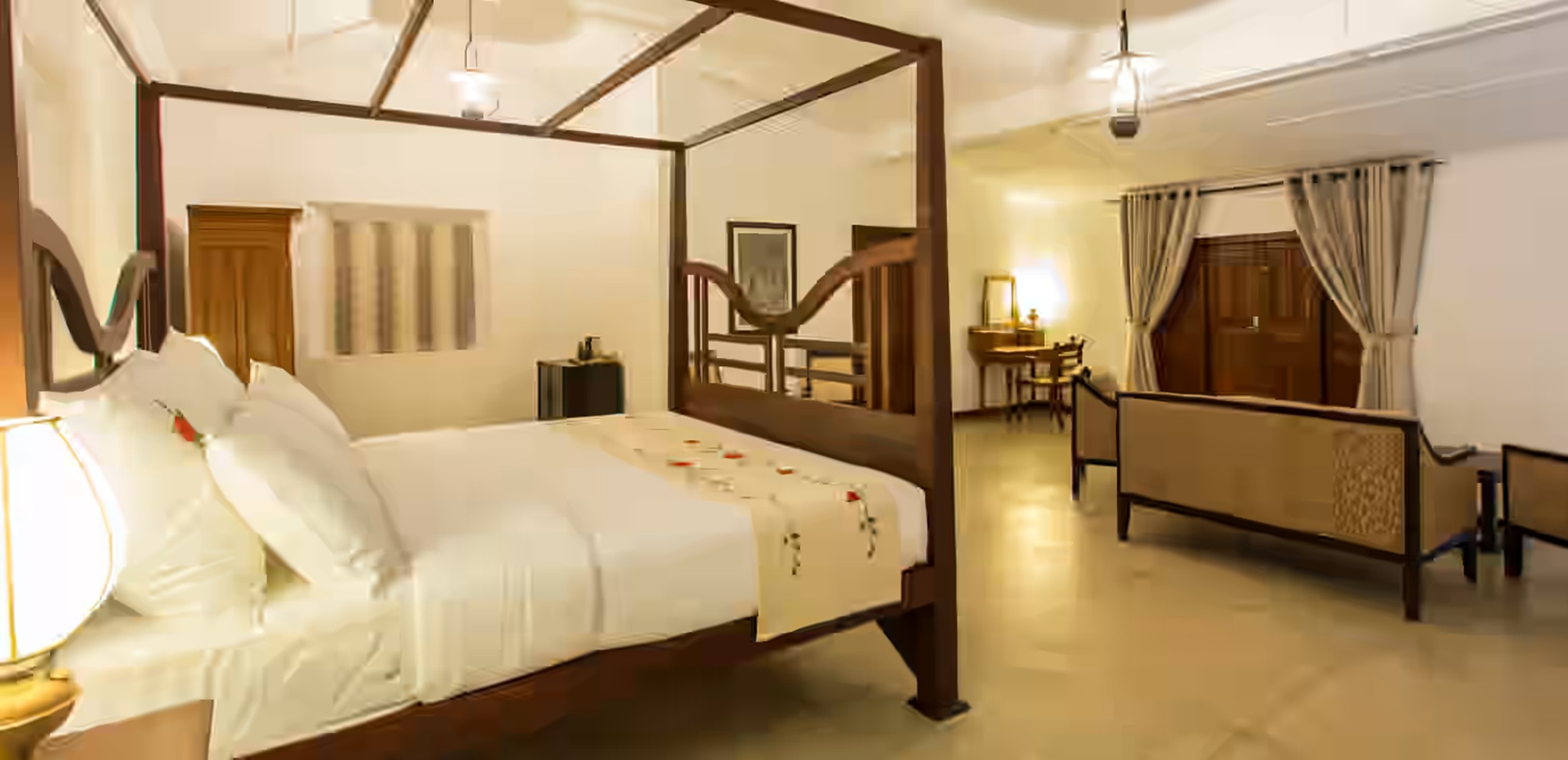 Room at Mountbatten Bungalow, KANDY