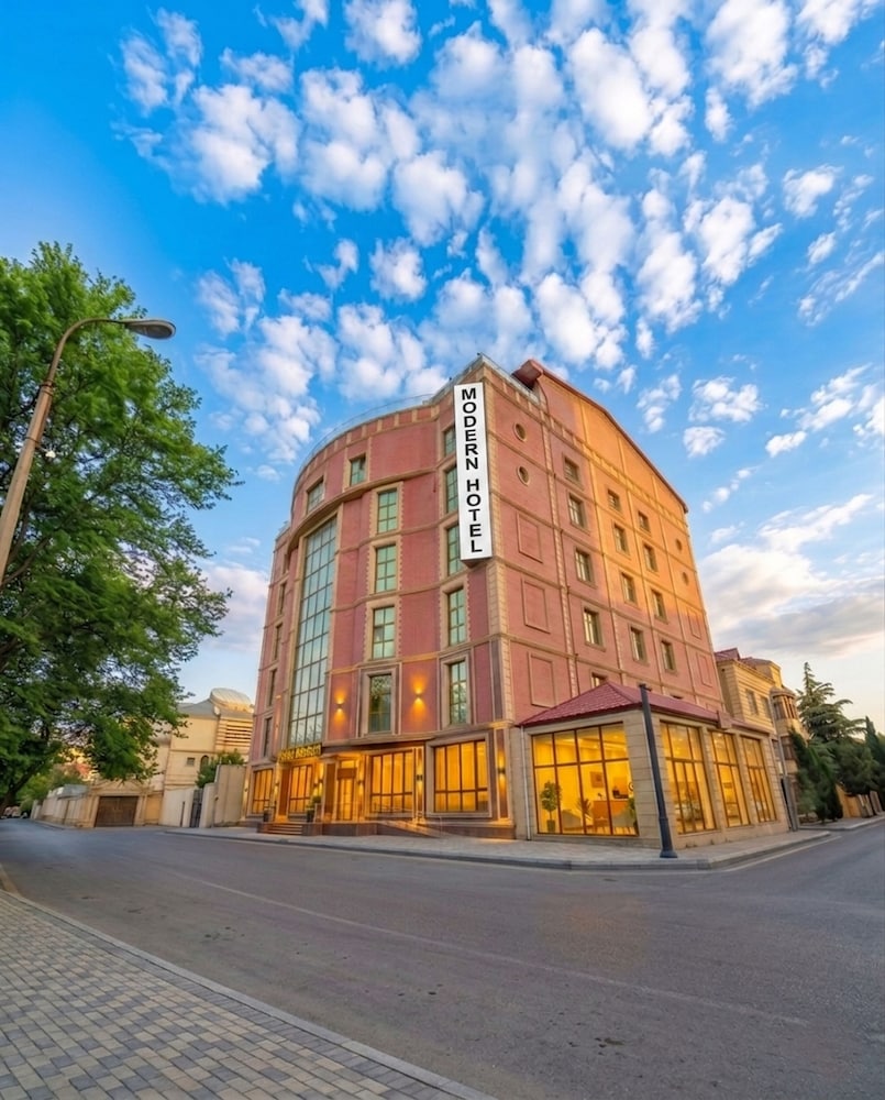 Modern Hotel Baku 3/55