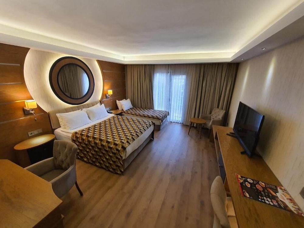 Aktug Hotel 18/50