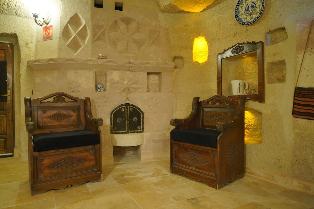 Travel Inn Cave Hotel 29/49