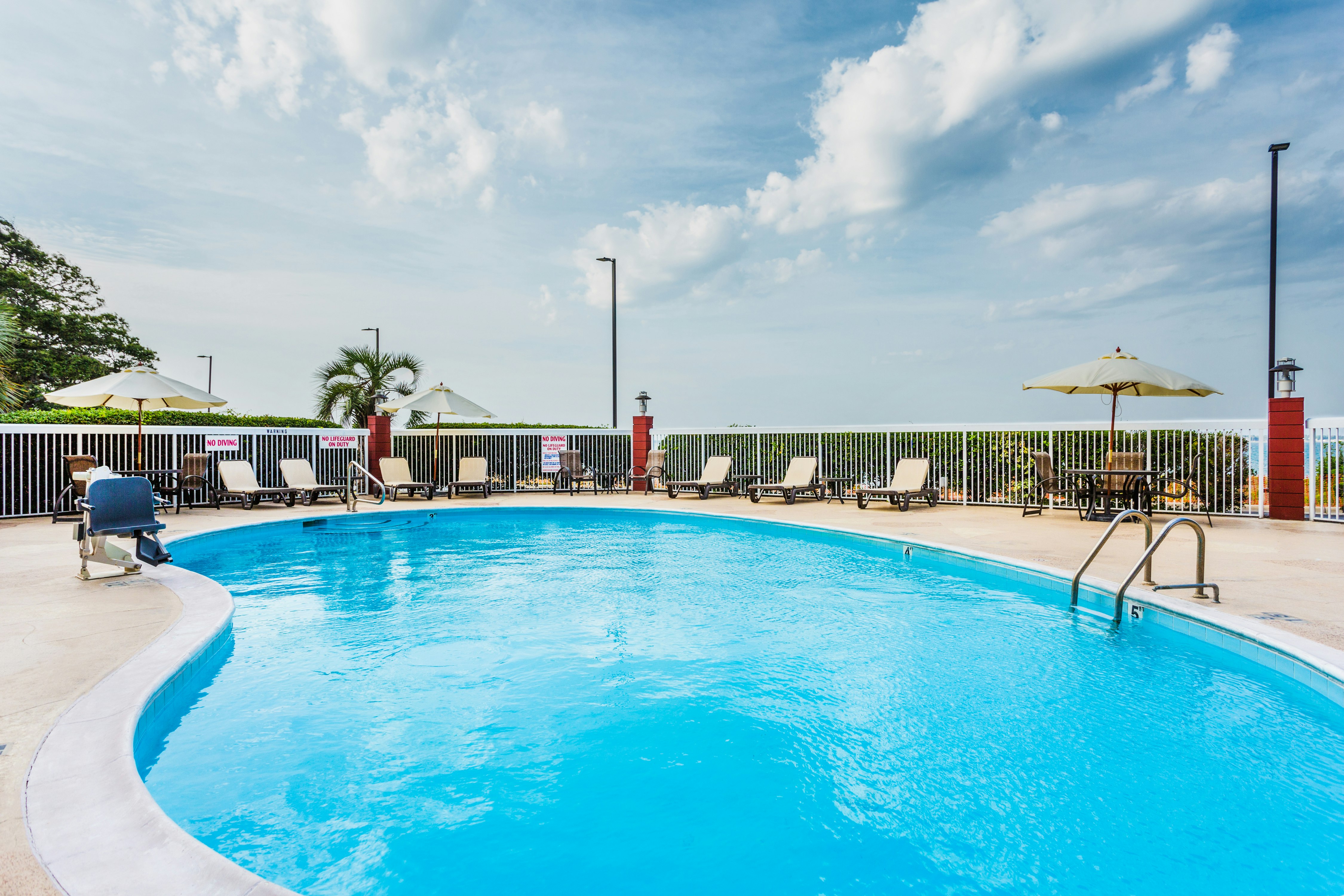 Hampton Inn Morehead City 42/42